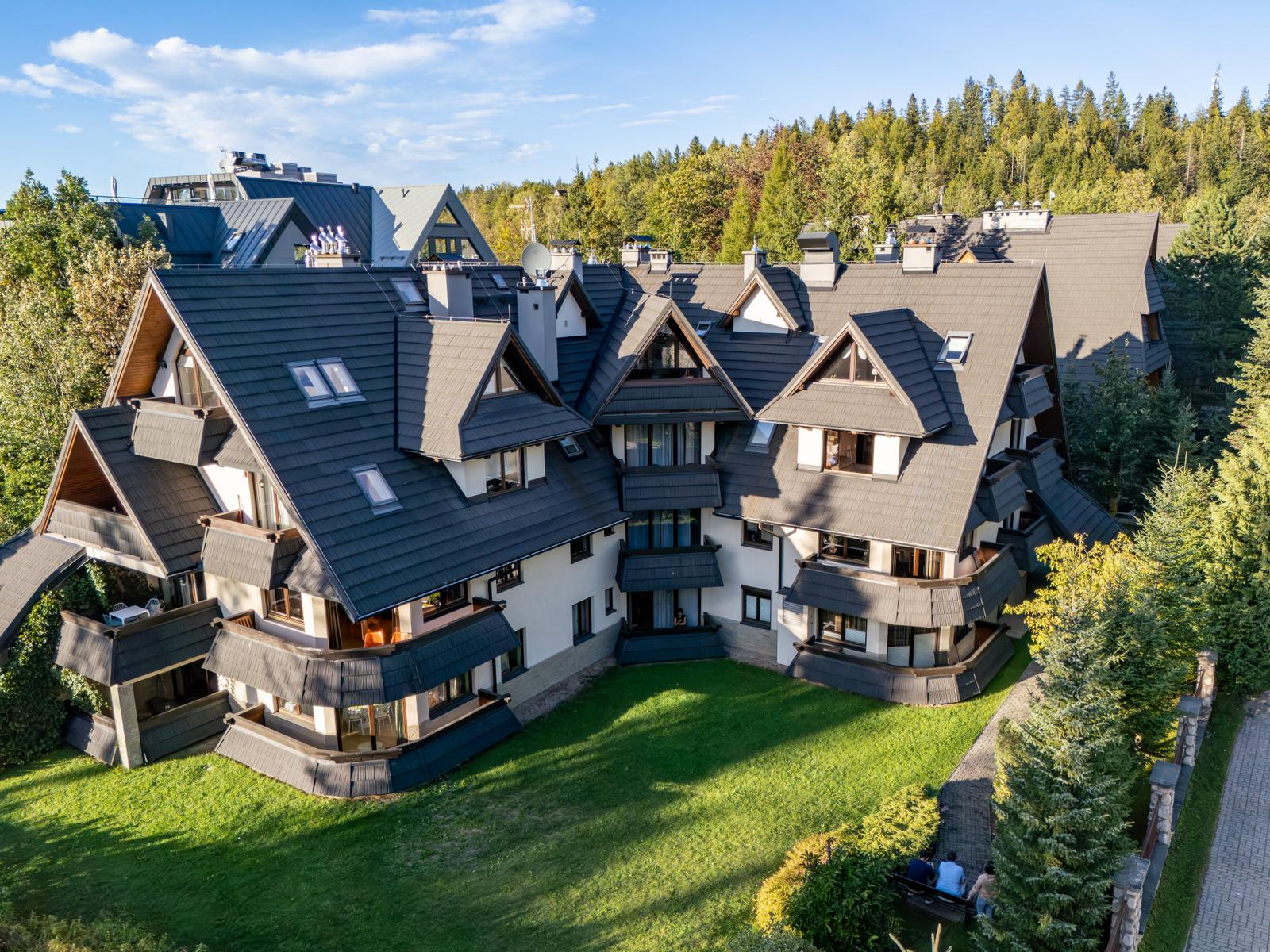 CHAŁUBIŃSKIEGO RESIDENCE apartment building
